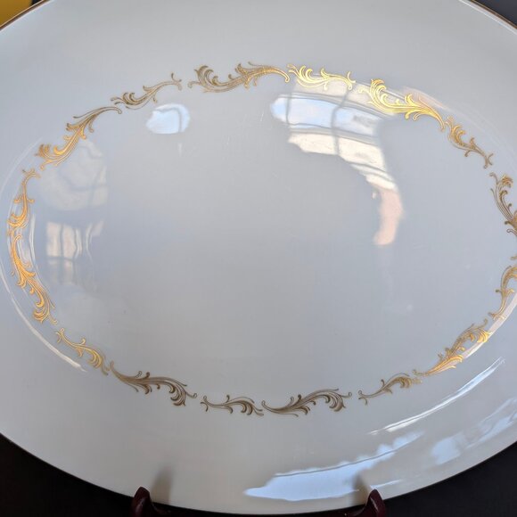 Royal Doulton French Provincial Platter H4945 - Picture 5 of 10